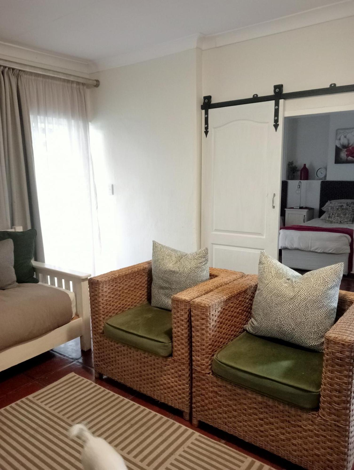 A Cherry Lane Self Catering And B&B Блумфонтейн Экстерьер фото
